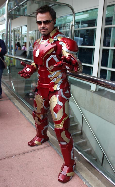 tony stark costume